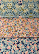 Load image into Gallery viewer, Zip It Up 2.0 kit (precut fabric)