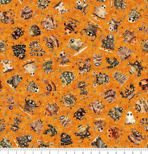 Load image into Gallery viewer, A Haunting We Will Go Halloween Monster Toss 31946-O with inch ruler for scale
