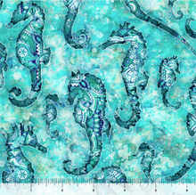 Load image into Gallery viewer, Oceana Seahorse 27090-Q
