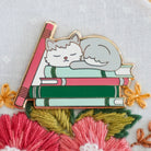 Bookish Cat Magnetic Needle Minder