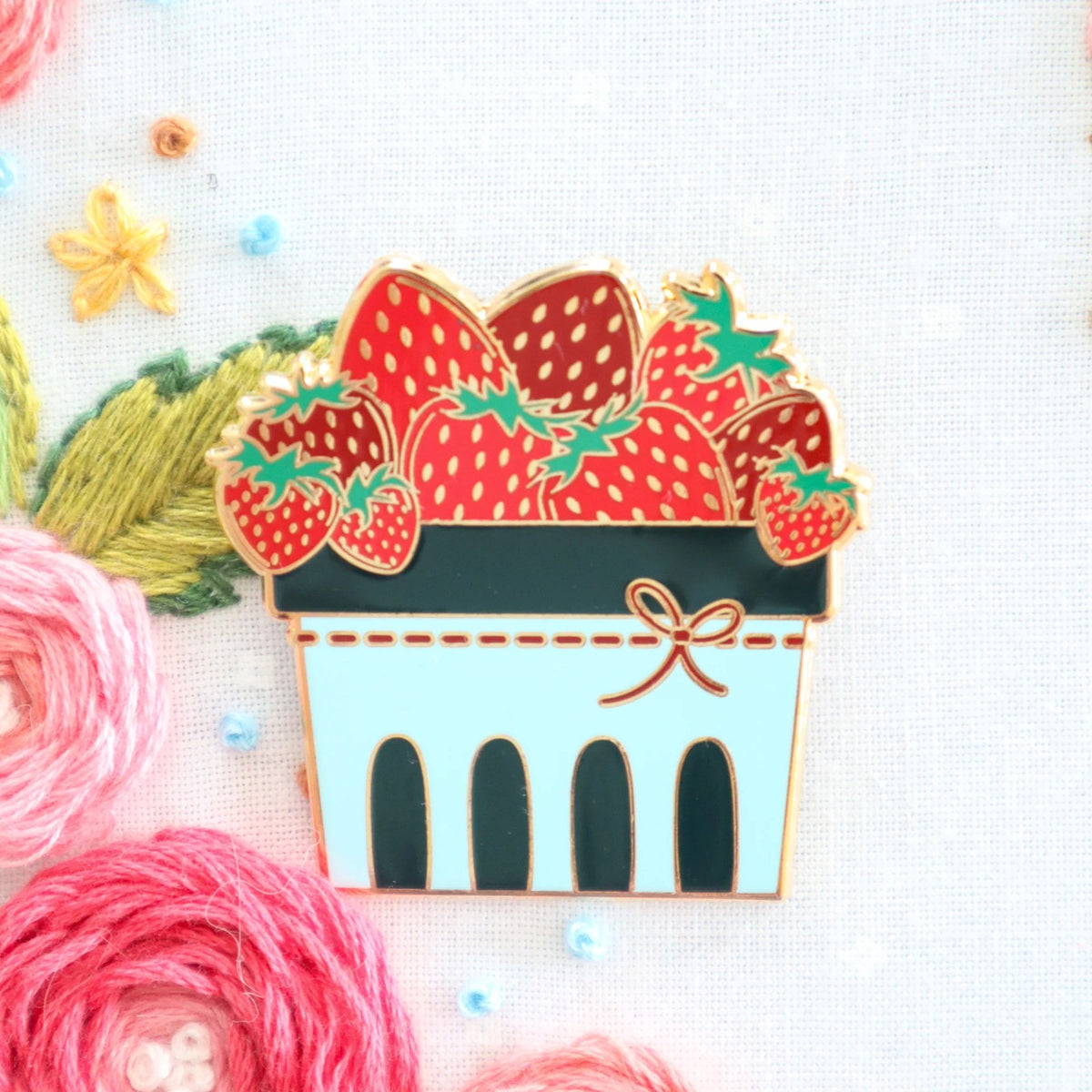 Strawberry Basket Magnetic Needle Minder