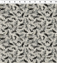 Load image into Gallery viewer, Emerald Hollow Bats Mist Gray detail
