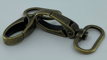 Load image into Gallery viewer, 1&quot; Lobster Swivel Hooks (2)
